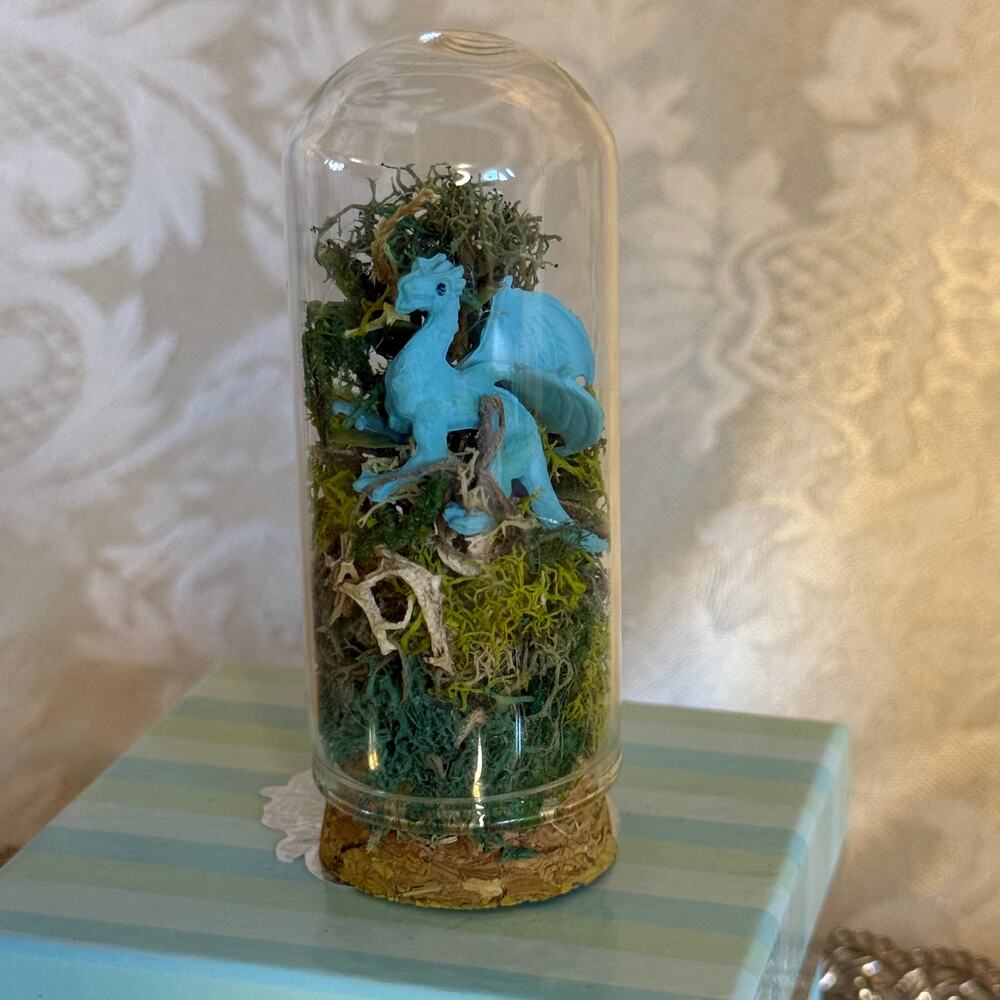 Mini Dragon Terrarium Glass Cloche Moss Diorama Fantasy Decor